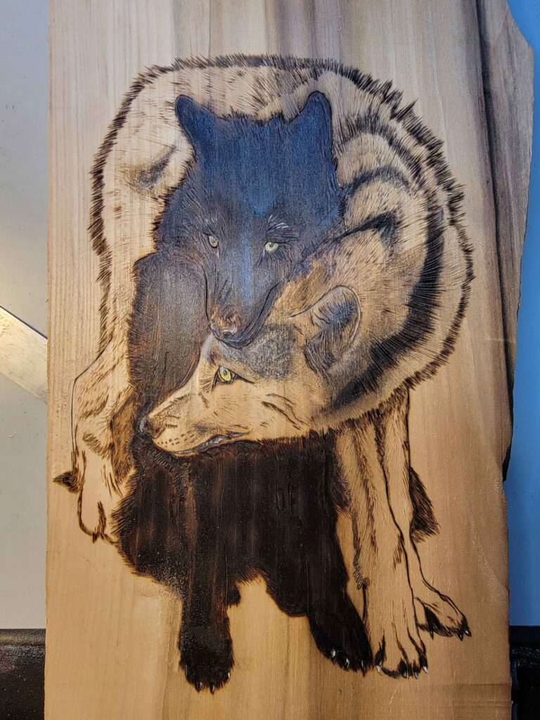 wolves intertwined (unpainted)